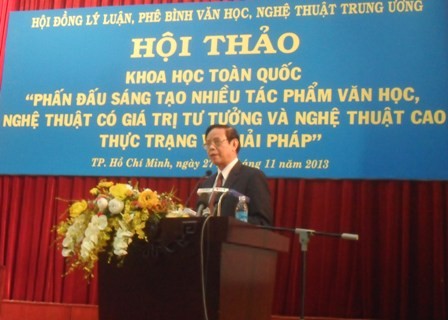 Conference on theory, criticism of literature, art  - ảnh 1